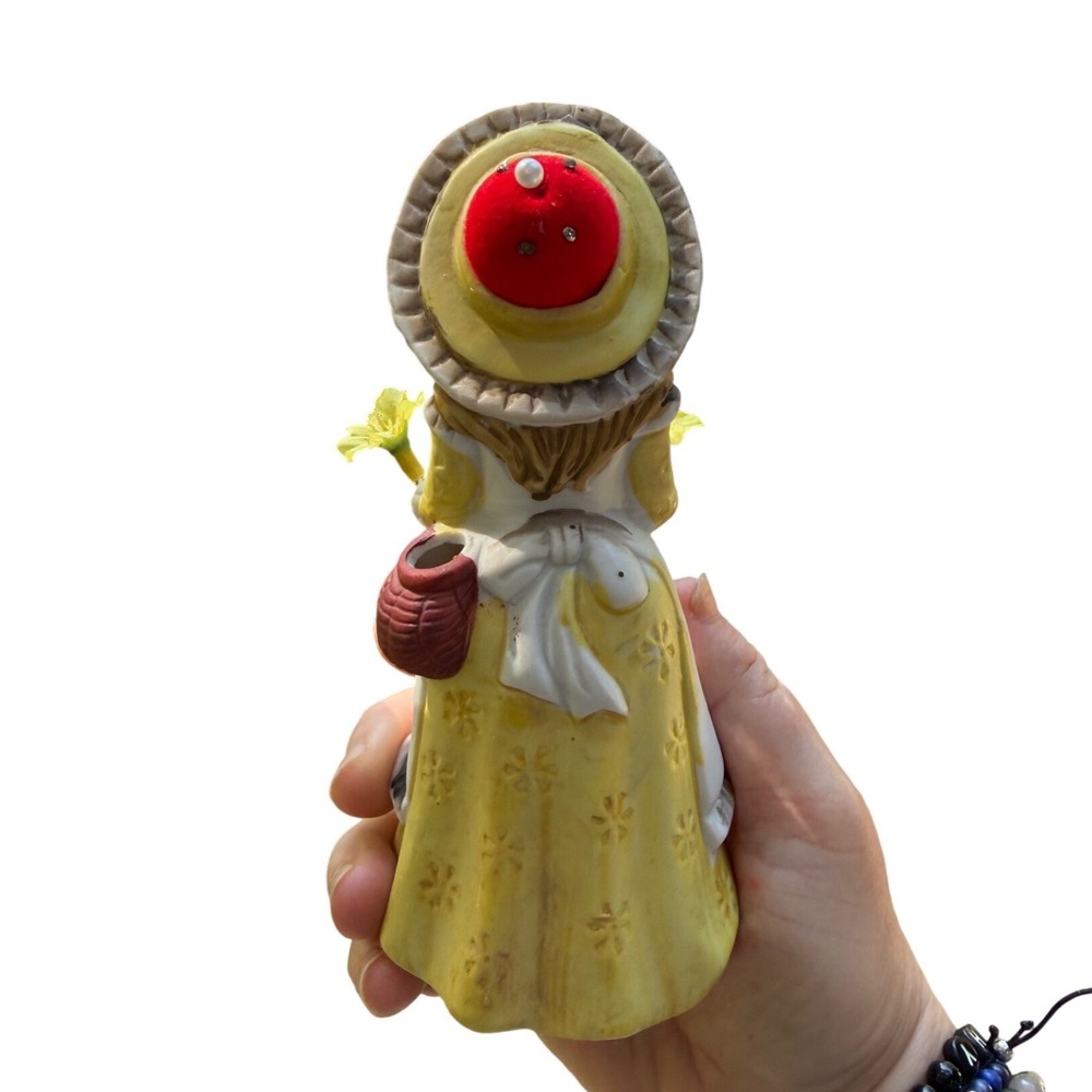 Vintage Ceramic Southern Belle Figurine Pin Cushion - Picture 13 of 14